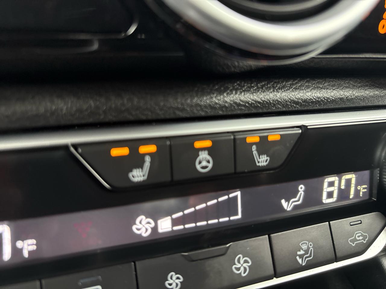 Nissan Sentra SR CVT 2022