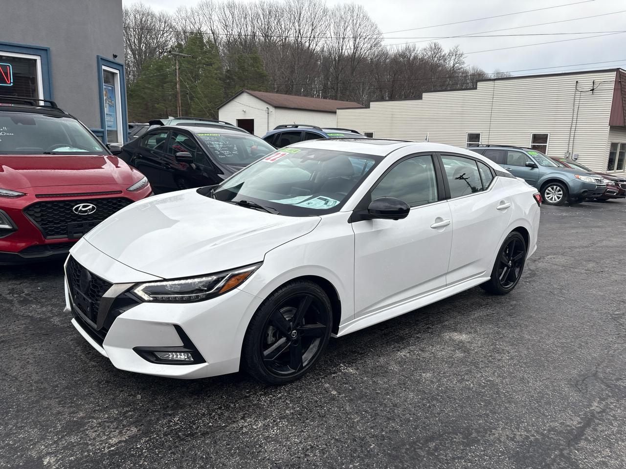 Nissan Sentra SR CVT 2022