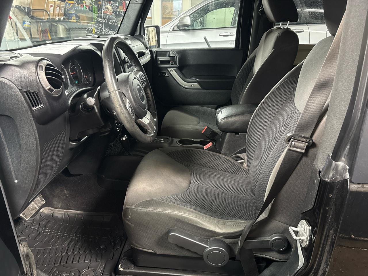 Jeep Wrangler Big Bear 4x4 *Ltd Avail* 2017