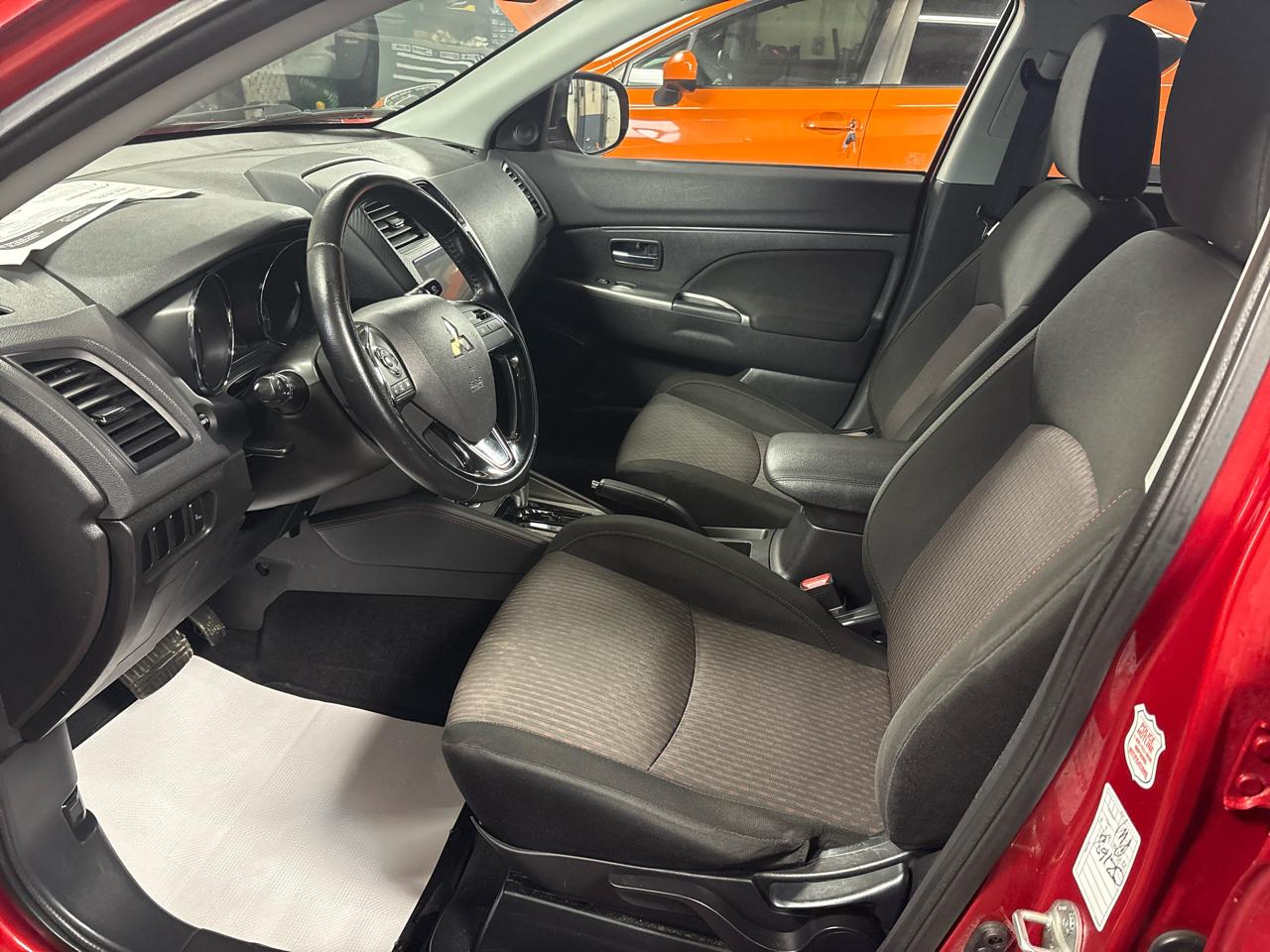 Mitsubishi Outlander Sport ES 2.0 AWC CVT 2019