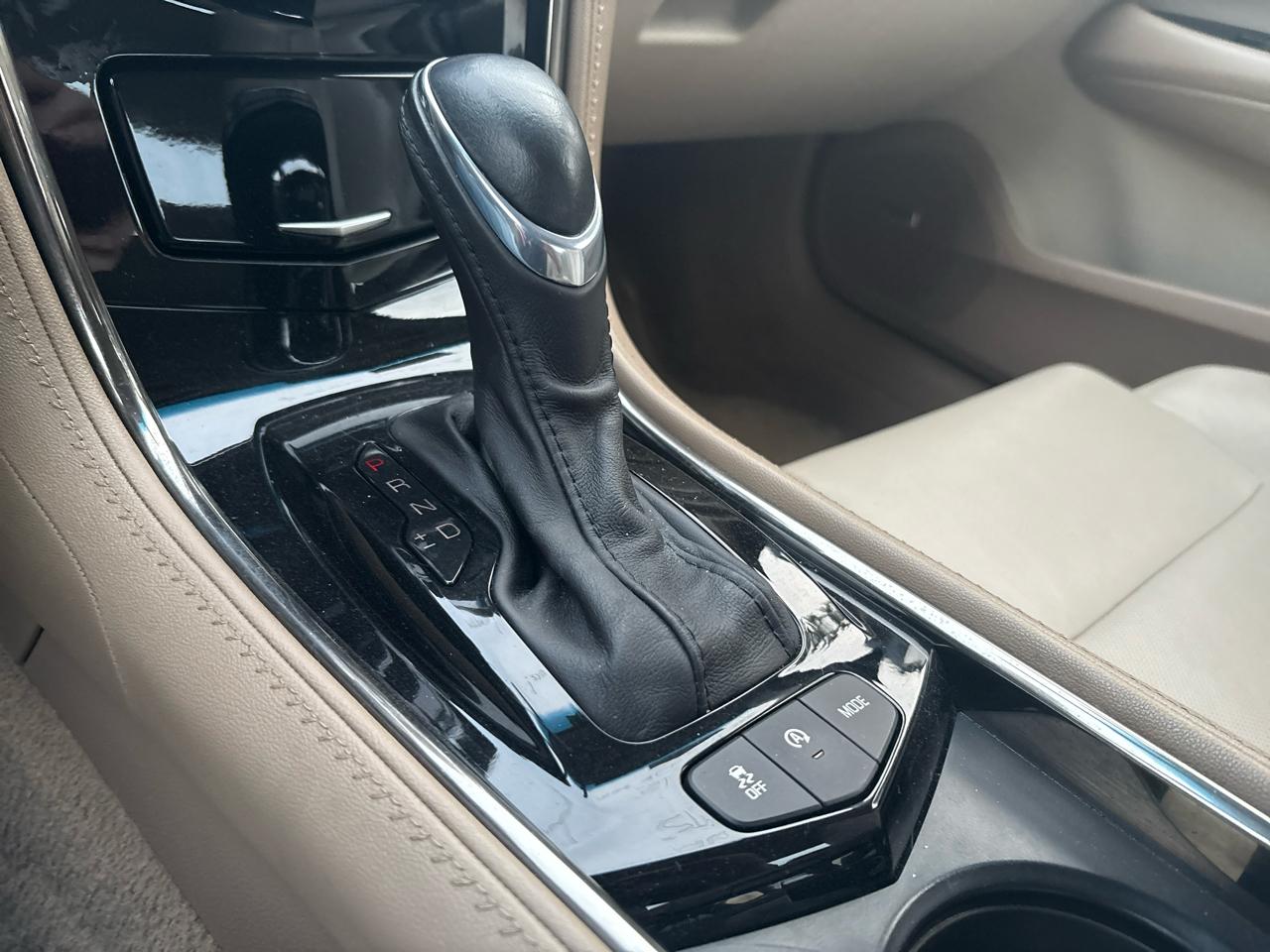 Cadillac ATS Sedan 4dr Sdn 2.0L Luxury Collection AWD 2016