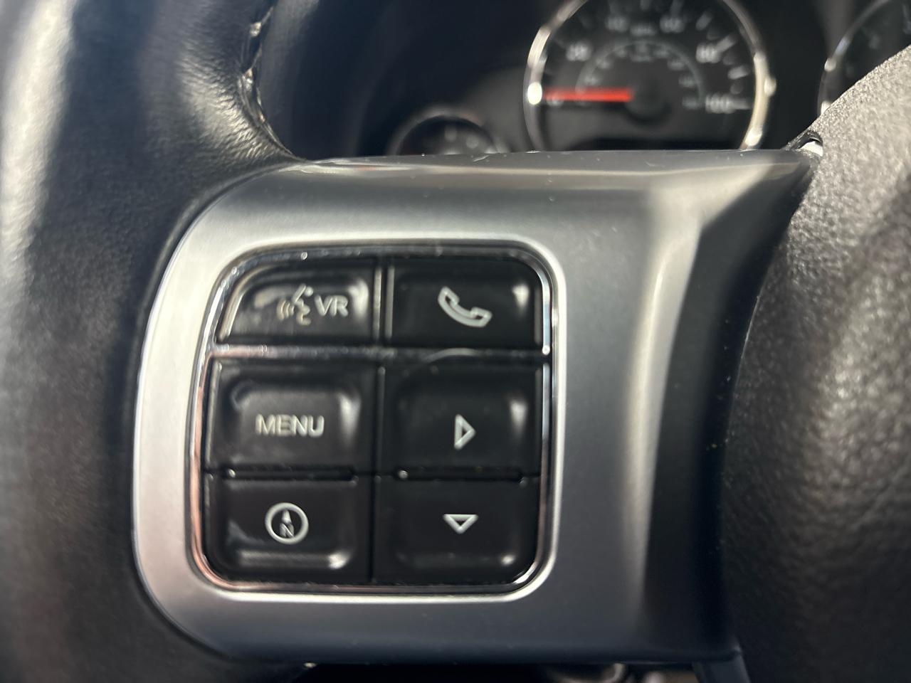 Jeep Wrangler 4WD 2dr Freedom Edition *Ltd Avail* 2015