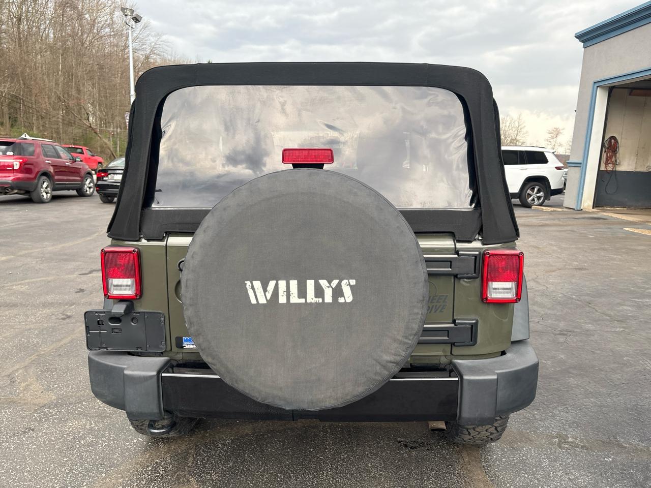 Jeep Wrangler 4WD 2dr Willys Wheeler 2016