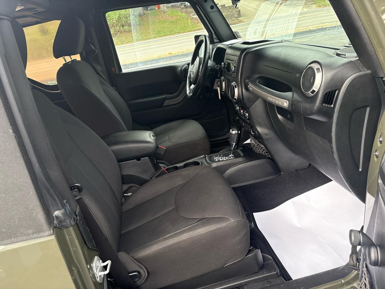 Jeep Wrangler 4WD 2dr Willys Wheeler 2016