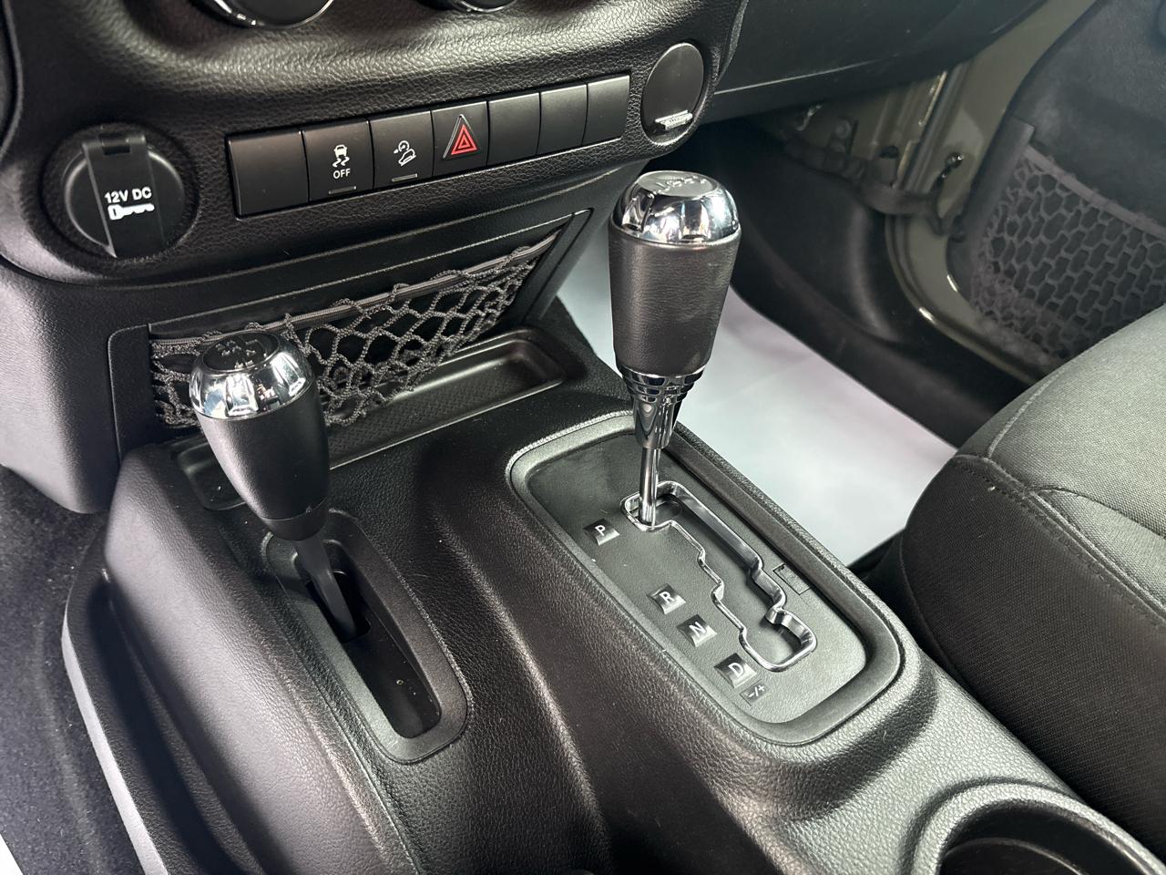 Jeep Wrangler 4WD 2dr Willys Wheeler 2016