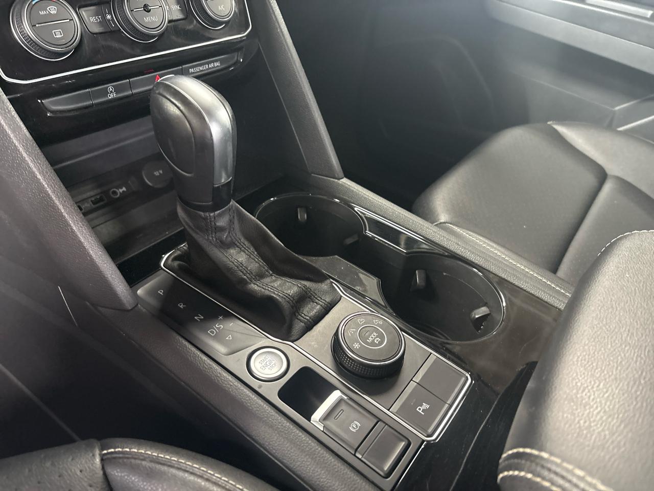 Volkswagen Atlas 2021.5 3.6L V6 SEL 4MOTION 2021