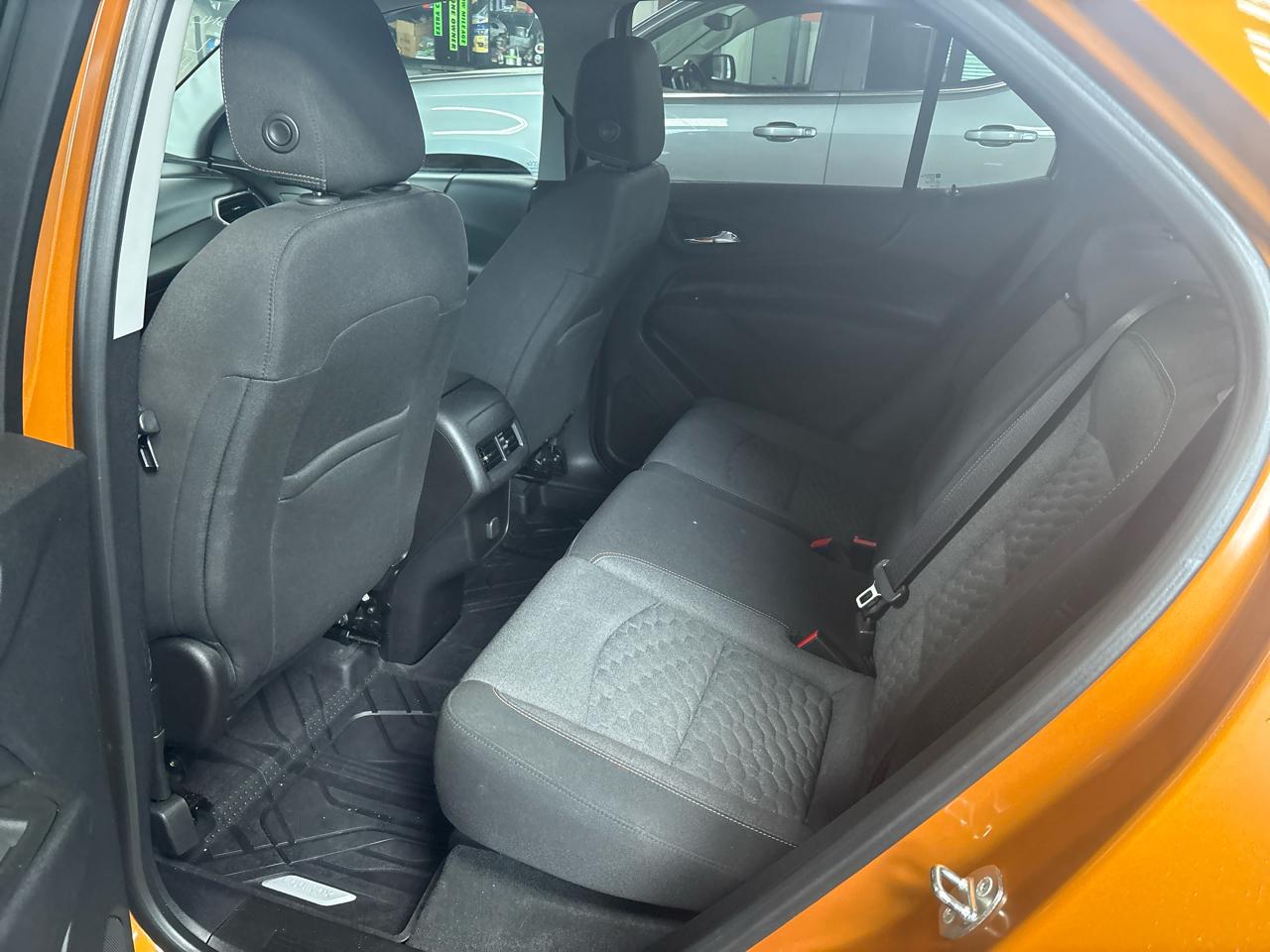 Chevrolet Equinox AWD 4dr LT w/1LT 2018