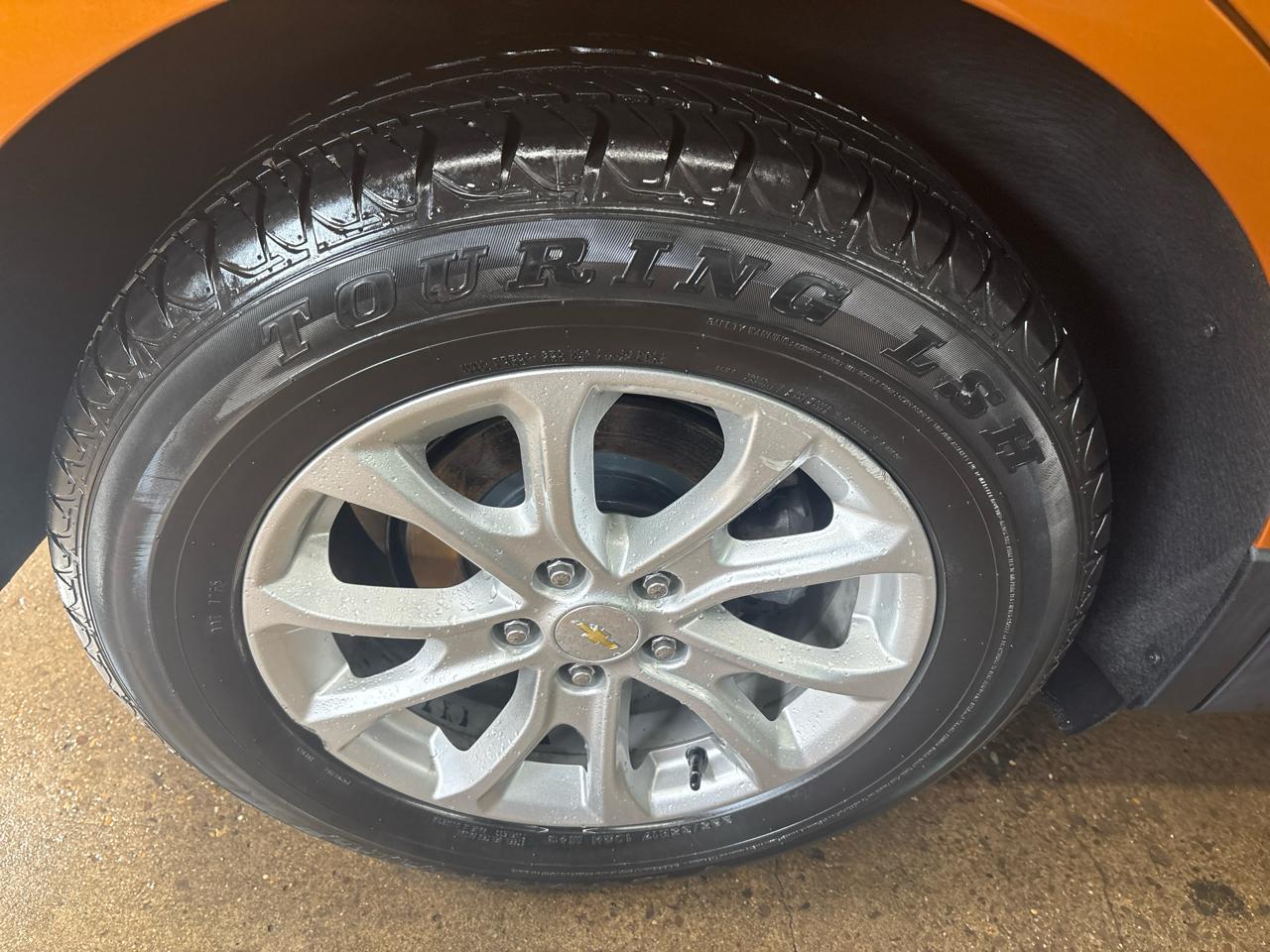 Chevrolet Equinox AWD 4dr LT w/1LT 2018