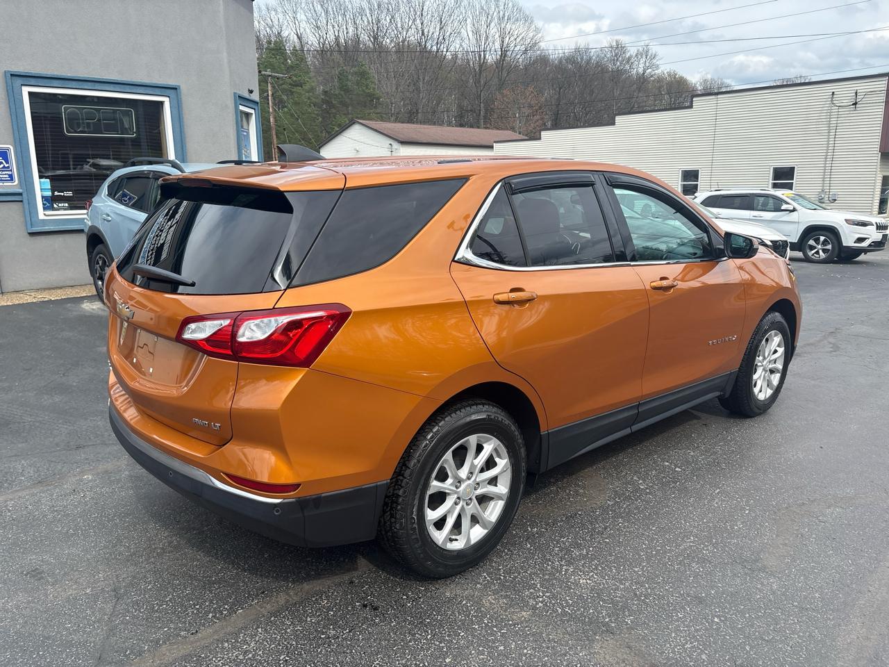 Chevrolet Equinox AWD 4dr LT w/1LT 2018