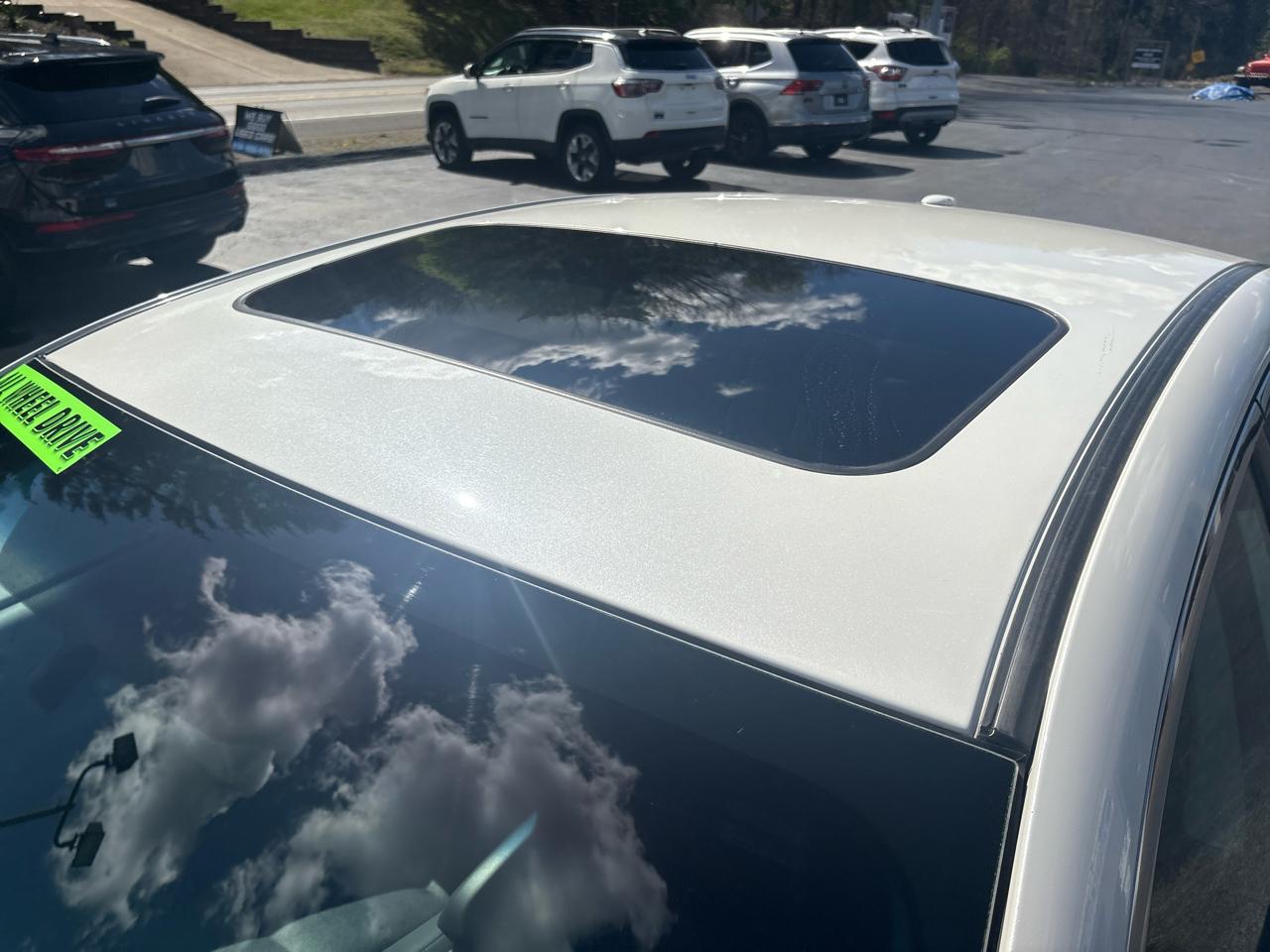 Subaru Legacy 4dr Sdn 2.5i Limited PZEV 2015