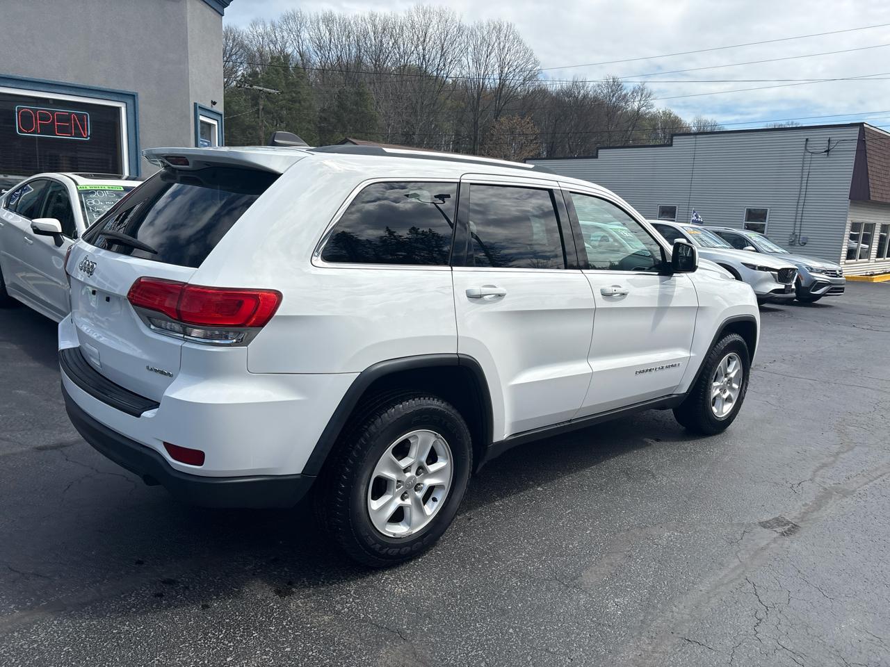 Jeep Grand Cherokee 4WD 4dr Laredo 2015