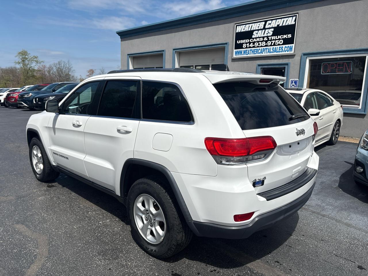 Jeep Grand Cherokee 4WD 4dr Laredo 2015