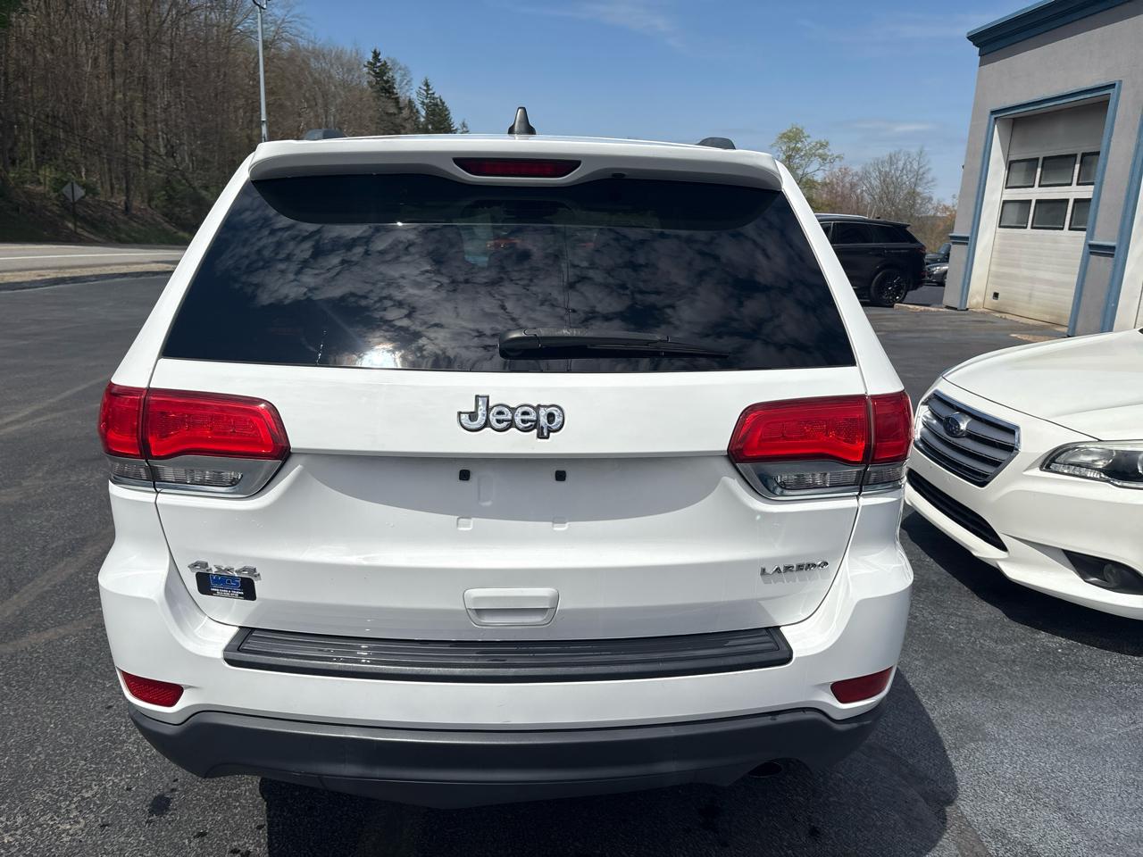 Jeep Grand Cherokee 4WD 4dr Laredo 2015