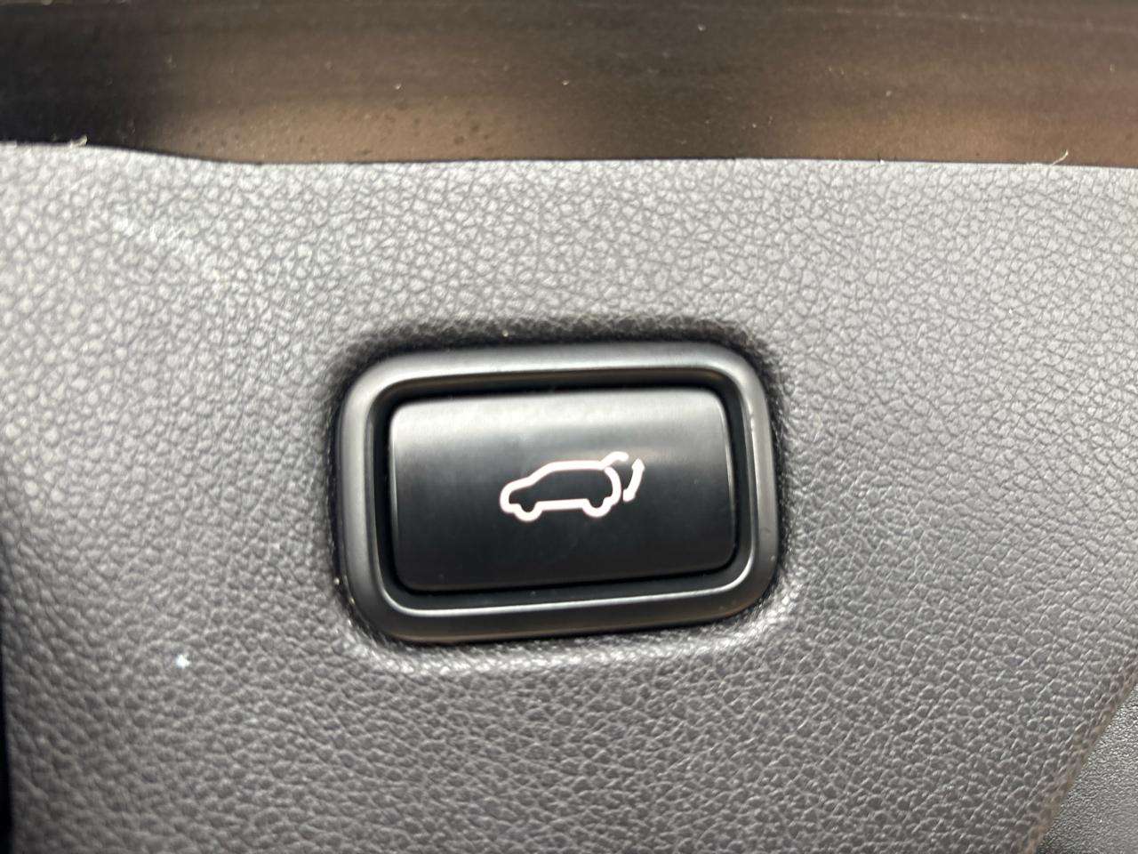 Kia Sorento AWD 4dr 3.3L SX 2016