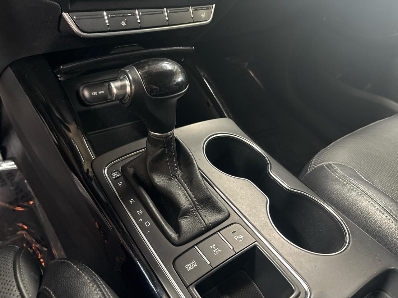 Kia Sorento AWD 4dr 3.3L SX 2016