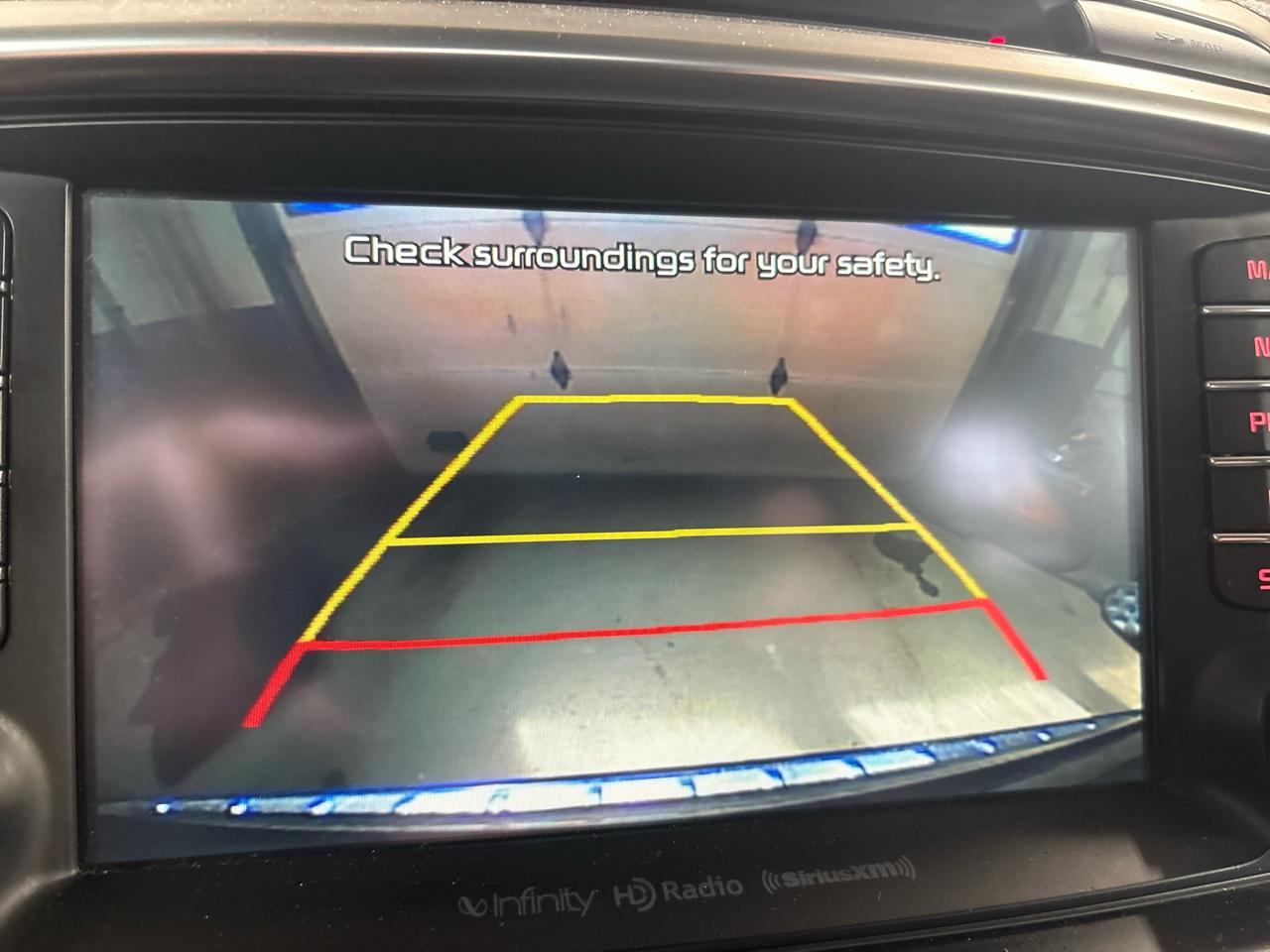 Kia Sorento AWD 4dr 3.3L SX 2016