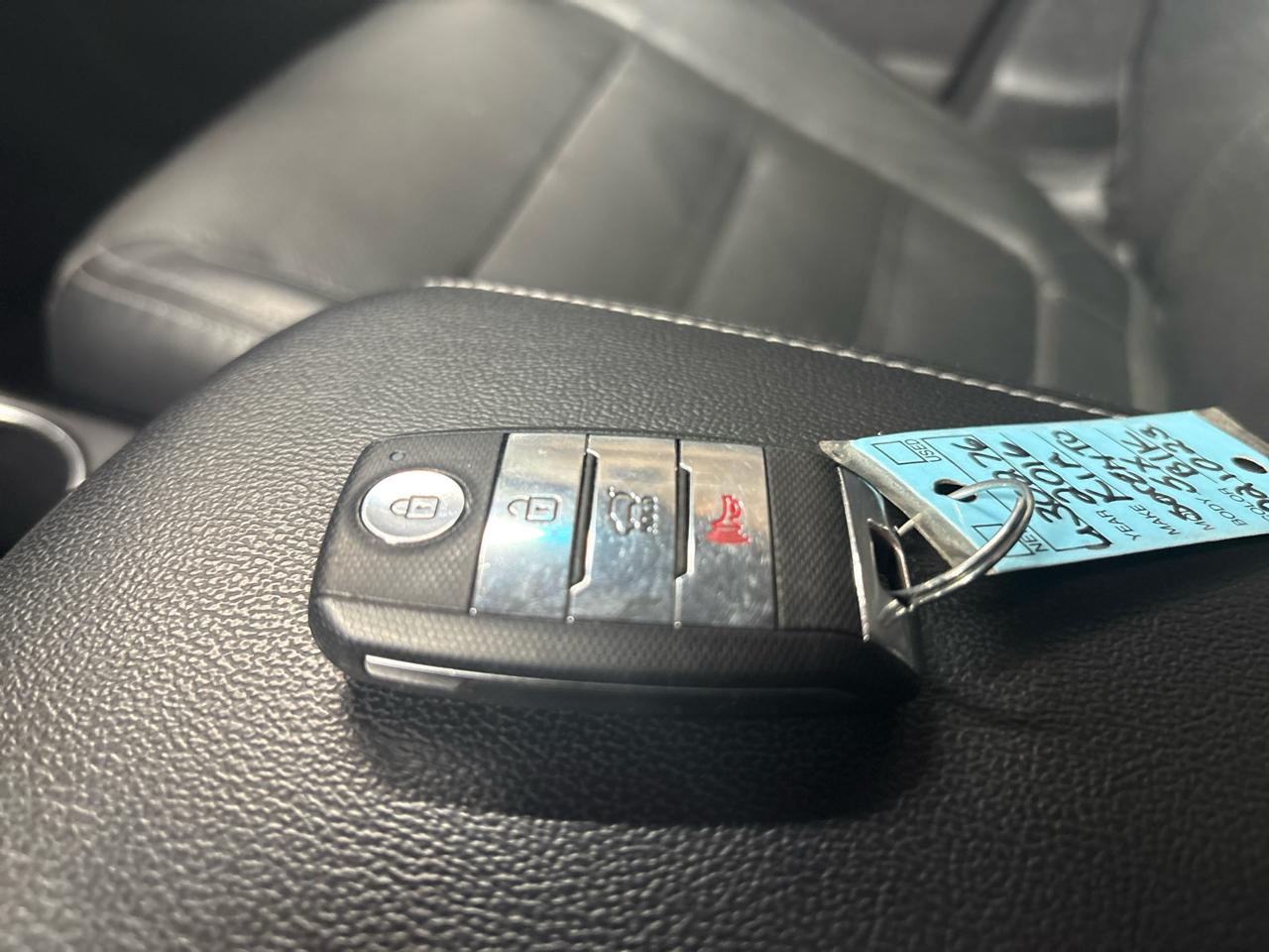 Kia Sorento AWD 4dr 3.3L SX 2016