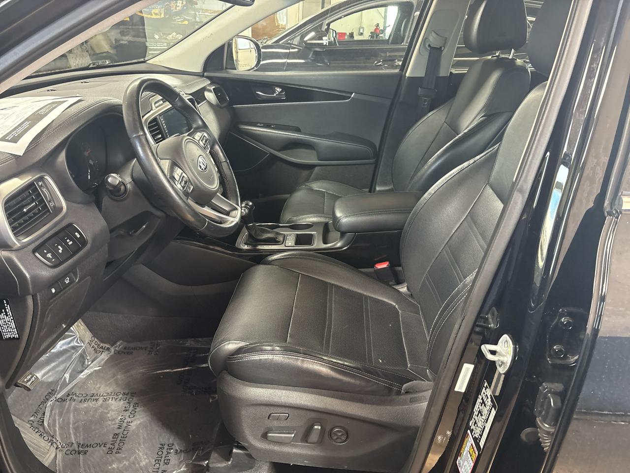 Kia Sorento AWD 4dr 3.3L SX 2016