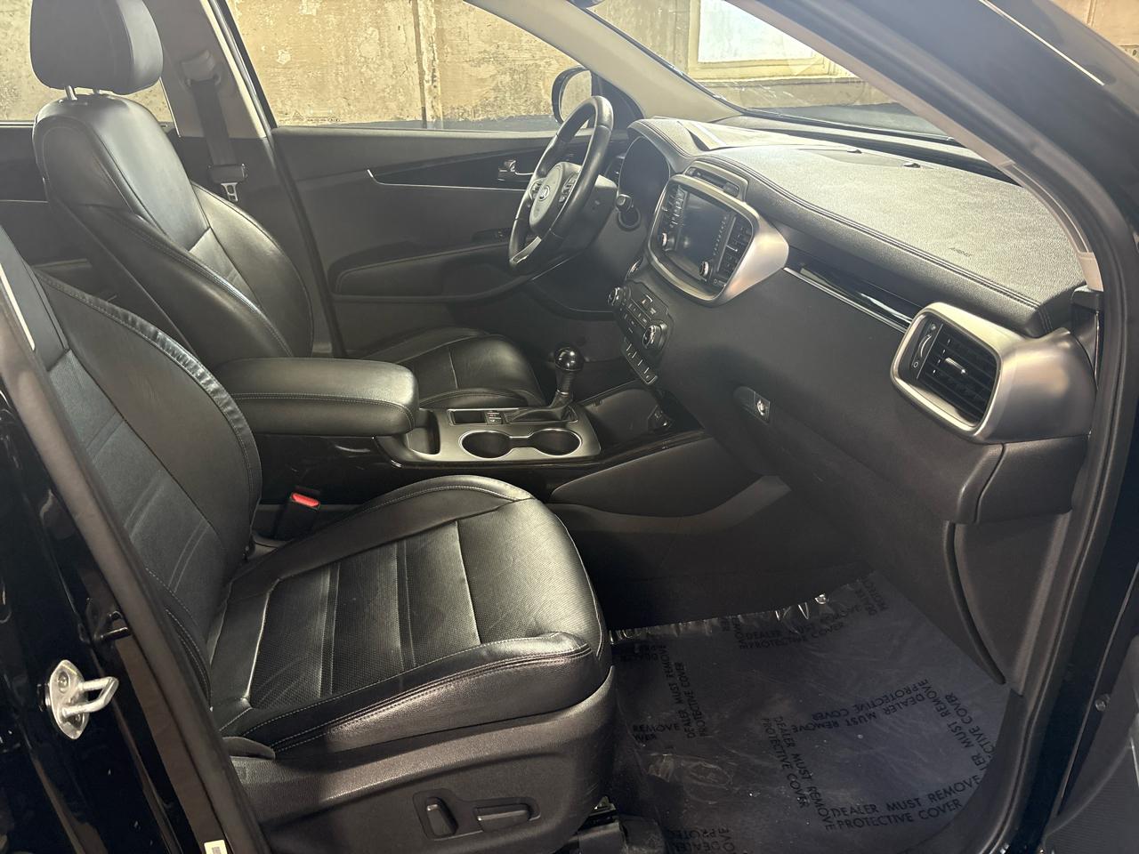 Kia Sorento AWD 4dr 3.3L SX 2016