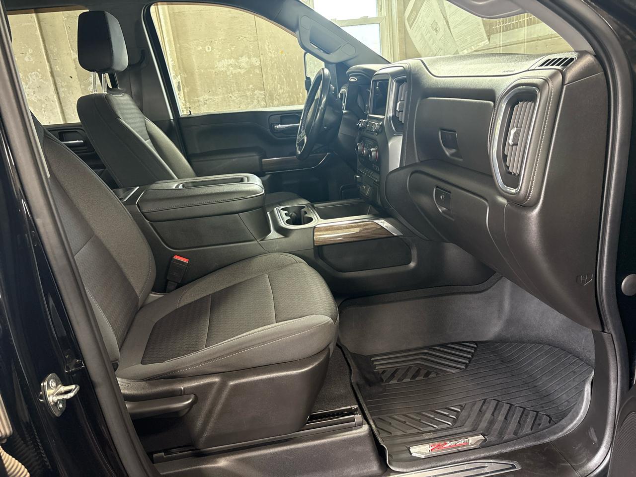 Chevrolet Silverado 2500HD 4WD Crew Cab 159" LT 2022