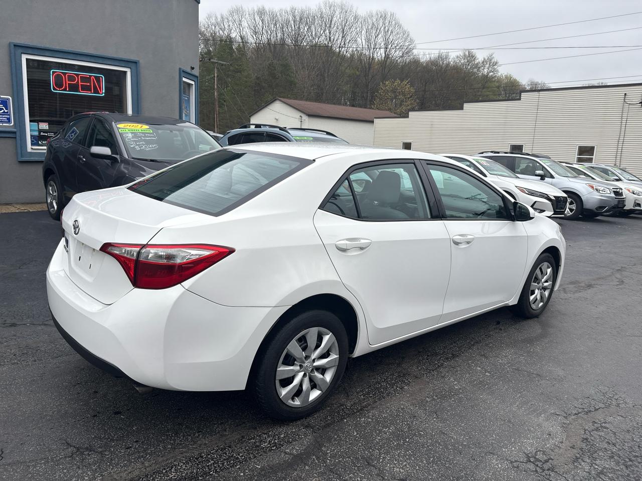 Toyota Corolla 4dr Sdn CVT LE Premium (Natl) 2014