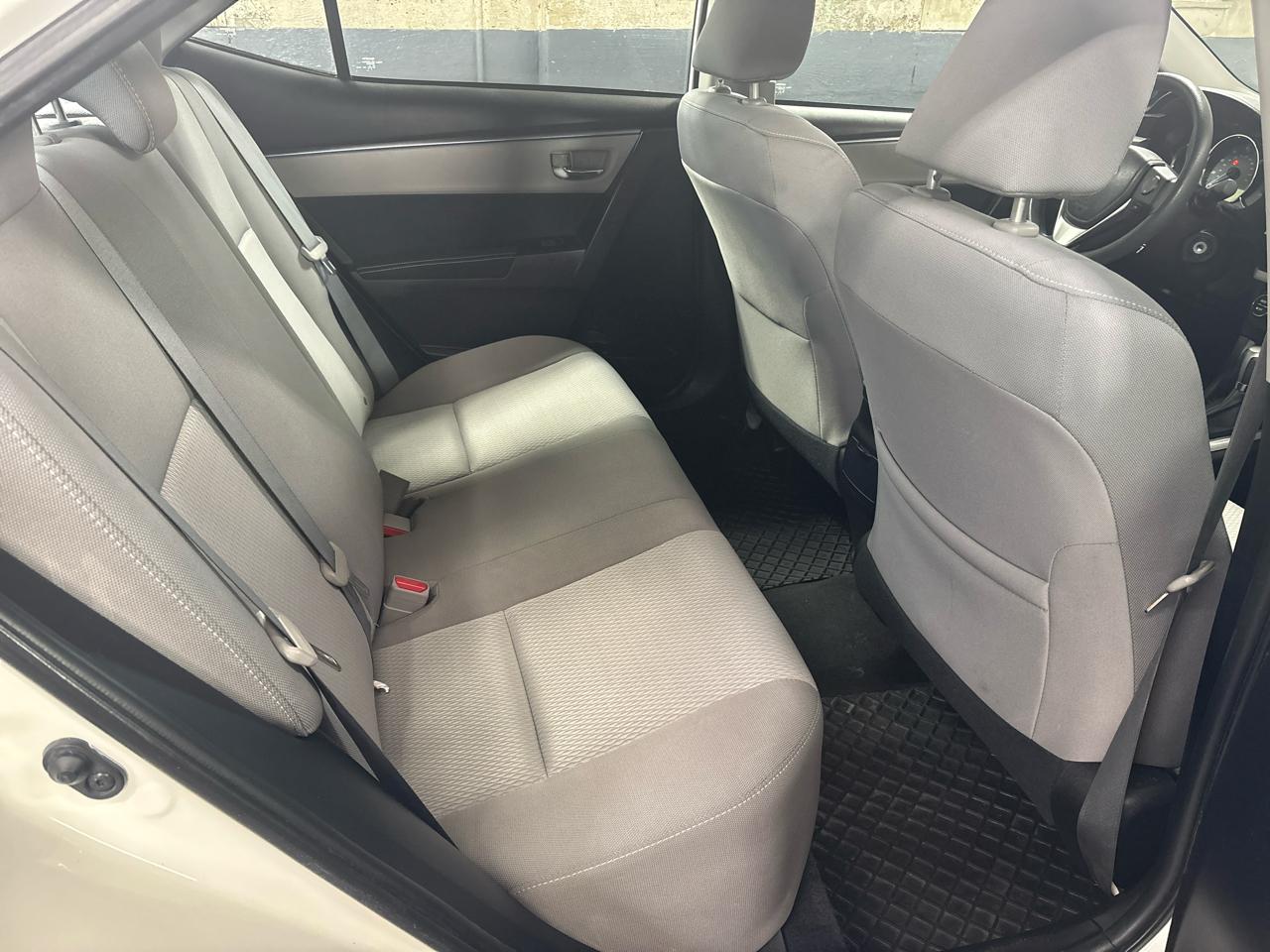 Toyota Corolla 4dr Sdn CVT LE Premium (Natl) 2014