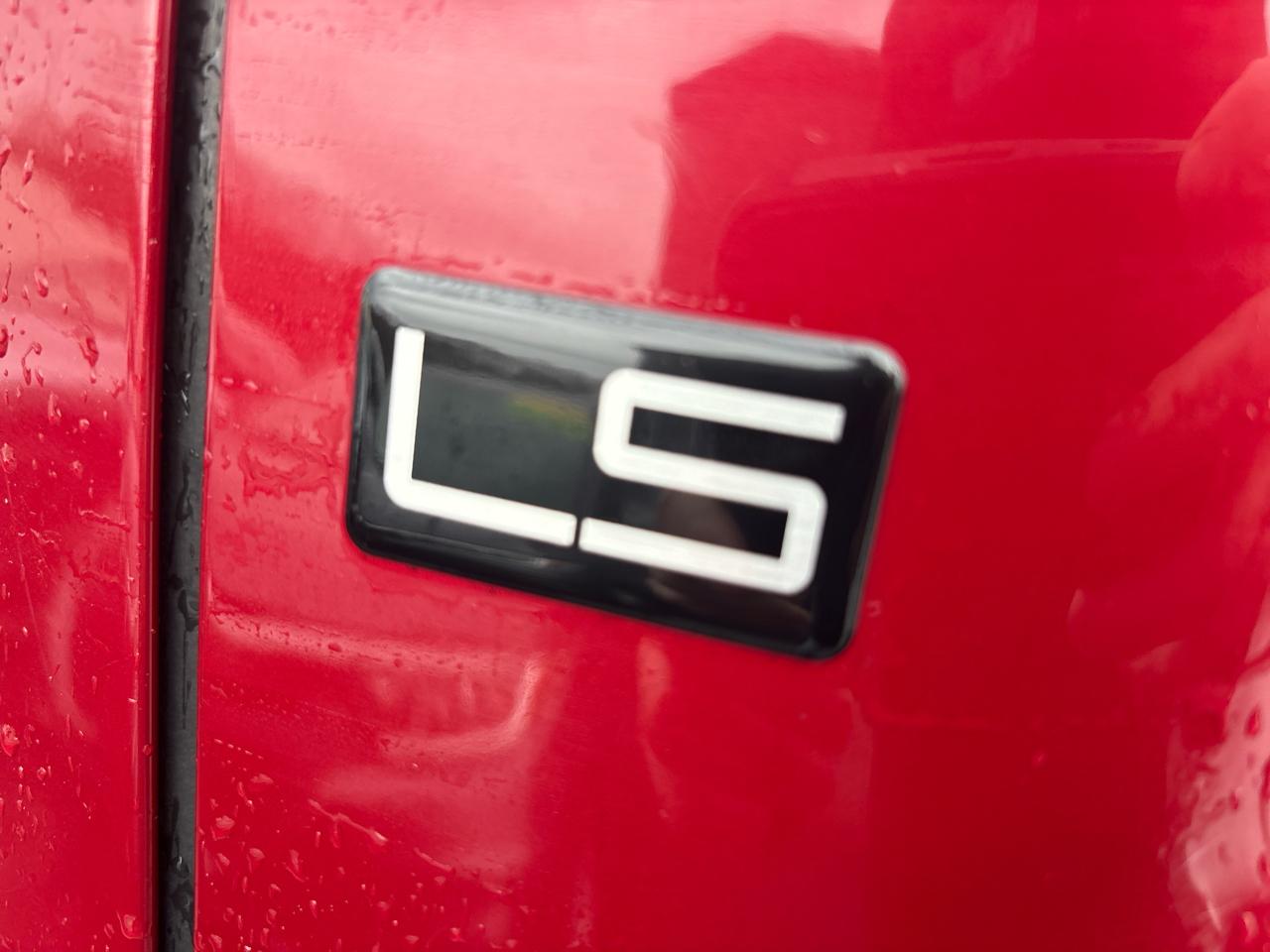 Chevrolet S-10 Reg Cab 108" WB LS 2002