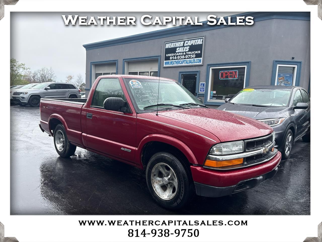 Chevrolet S-10 Reg Cab 108" WB LS 2002