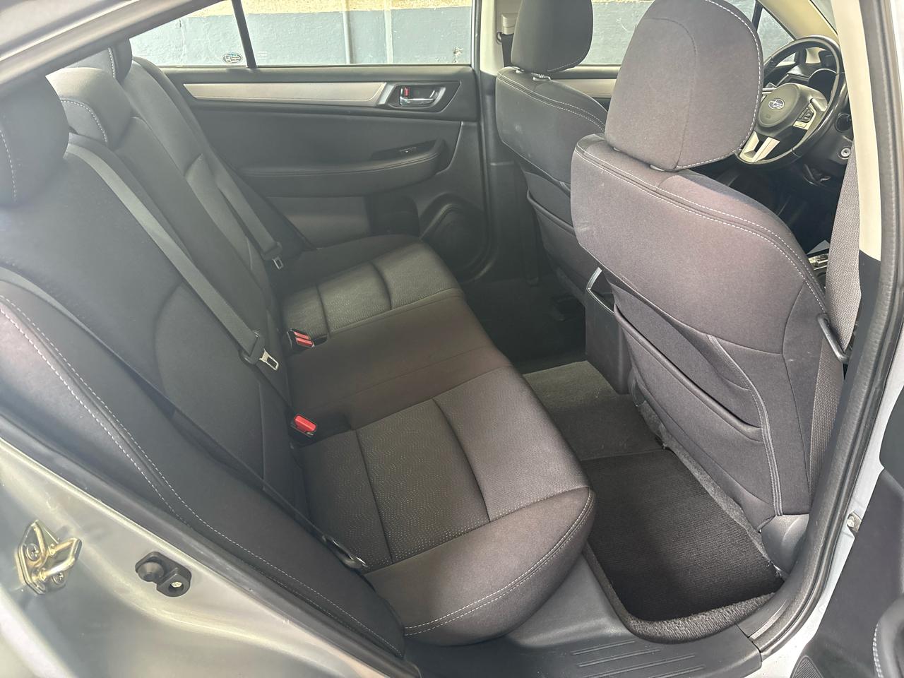 Subaru Legacy 4dr Sdn 2.5i Premium PZEV 2016