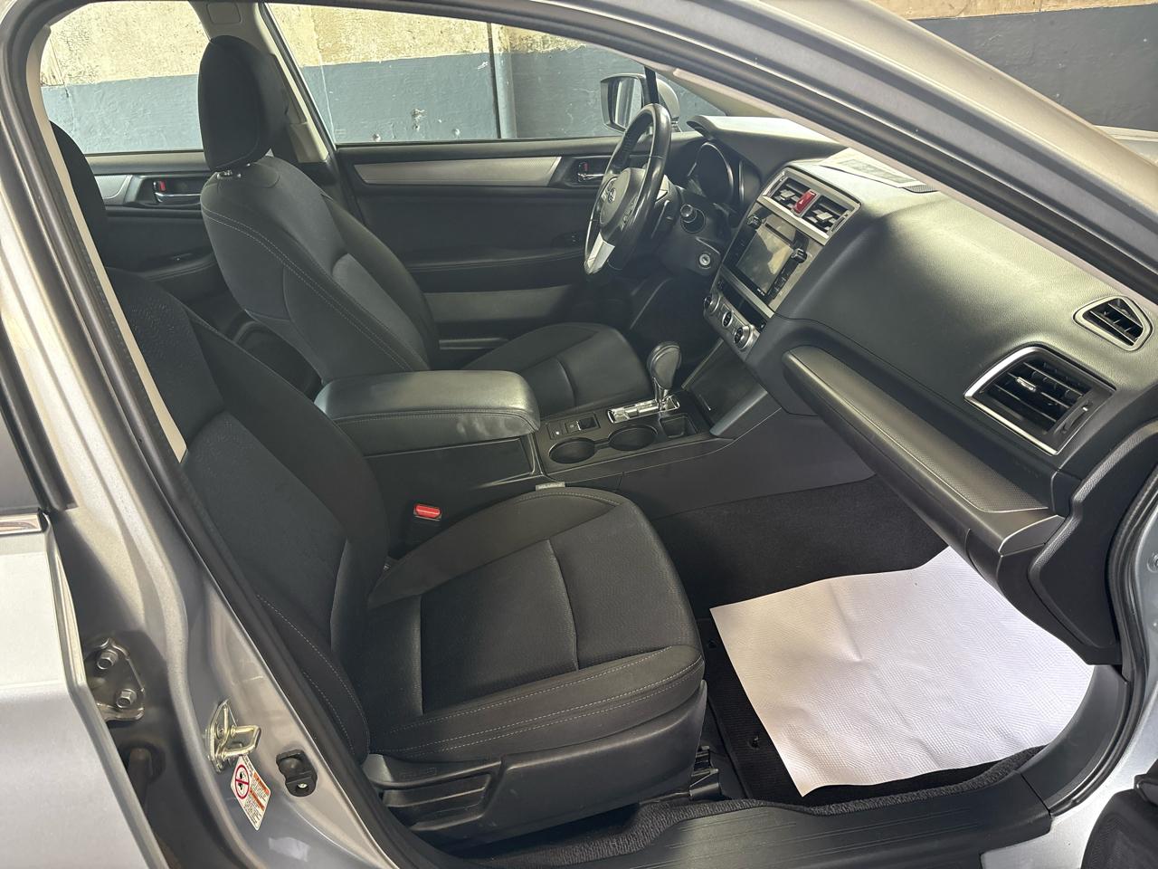 Subaru Legacy 4dr Sdn 2.5i Premium PZEV 2016