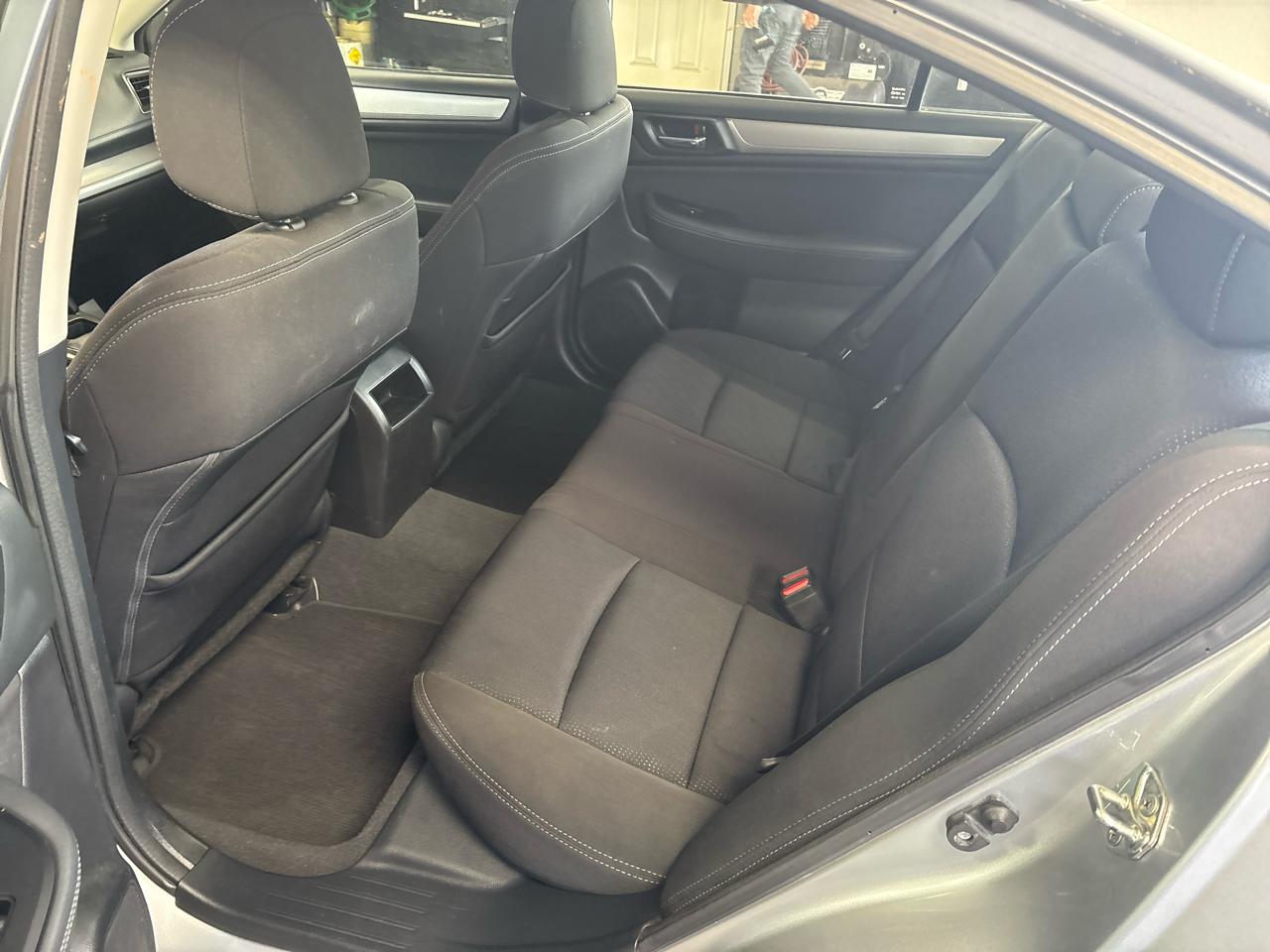 Subaru Legacy 4dr Sdn 2.5i Premium PZEV 2016