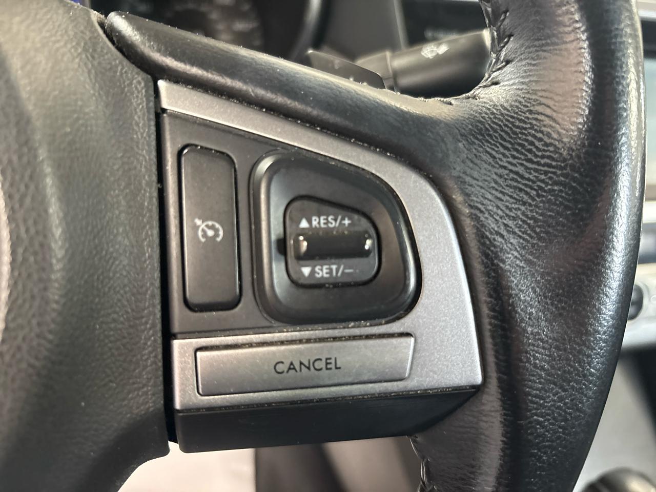 Subaru Legacy 4dr Sdn 2.5i Premium PZEV 2016