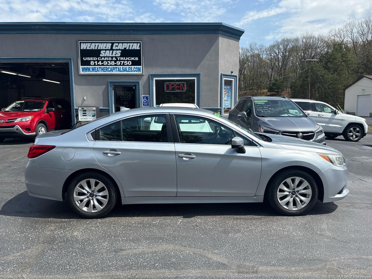 Subaru Legacy 4dr Sdn 2.5i Premium PZEV 2016