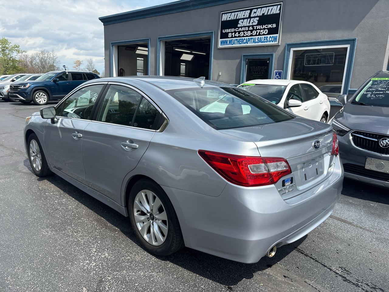 Subaru Legacy 4dr Sdn 2.5i Premium PZEV 2016