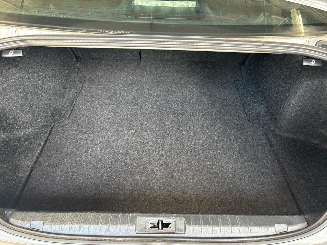 Subaru Legacy 4dr Sdn 2.5i Premium PZEV 2016