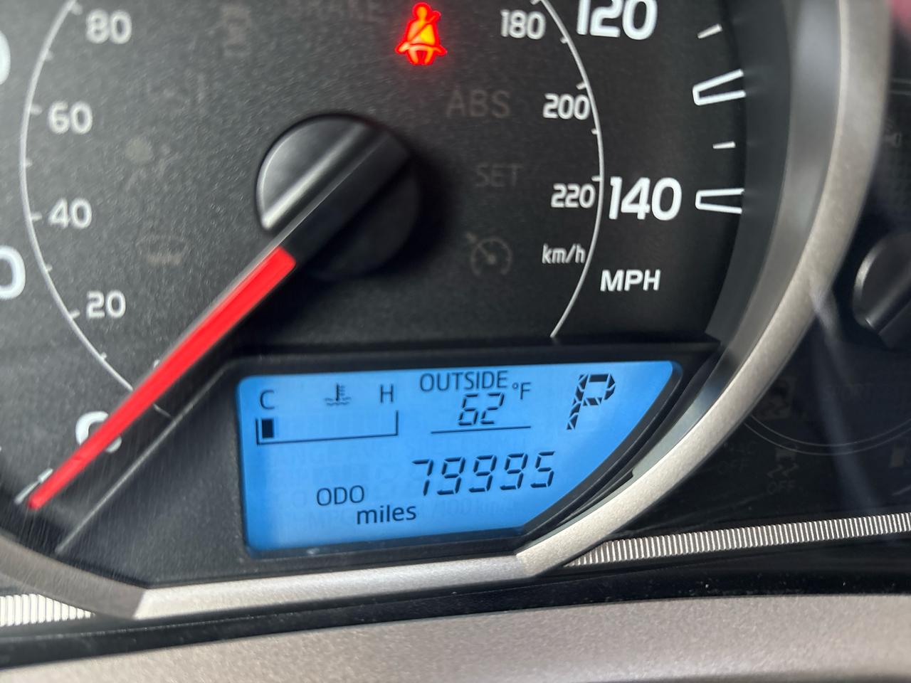Toyota RAV4 AWD 4dr LE (Natl) 2014