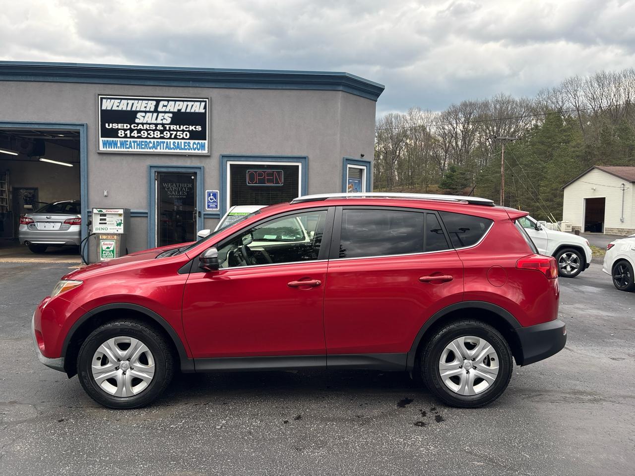 Toyota RAV4 AWD 4dr LE (Natl) 2014