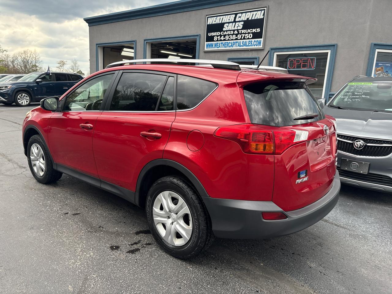 Toyota RAV4 AWD 4dr LE (Natl) 2014