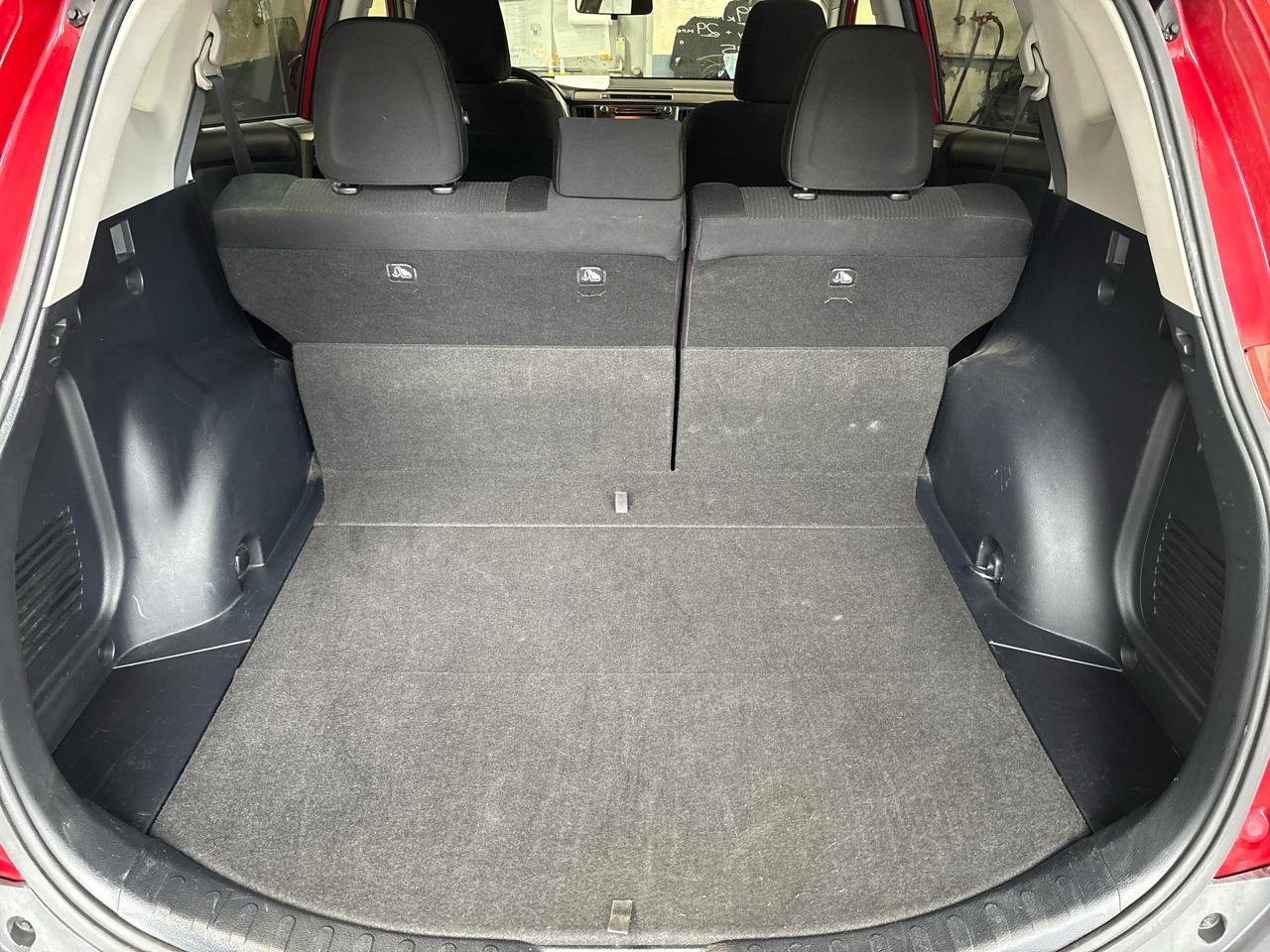 Toyota RAV4 AWD 4dr LE (Natl) 2014