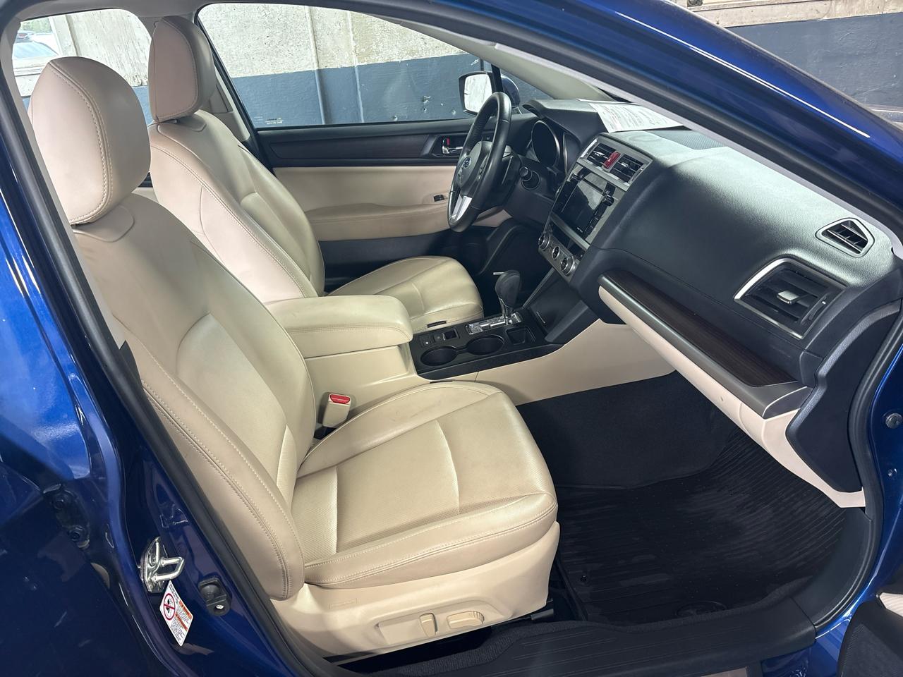 Subaru Legacy 2.5i Limited 2017