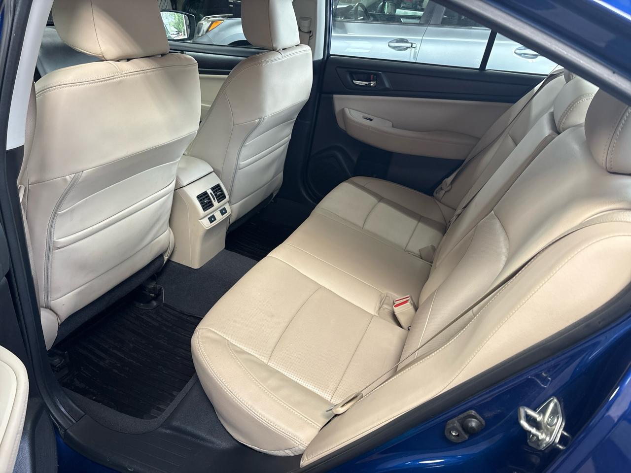 Subaru Legacy 2.5i Limited 2017