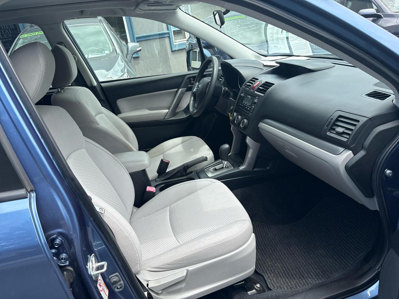 Subaru Forester 4dr CVT 2.5i Premium PZEV 2015