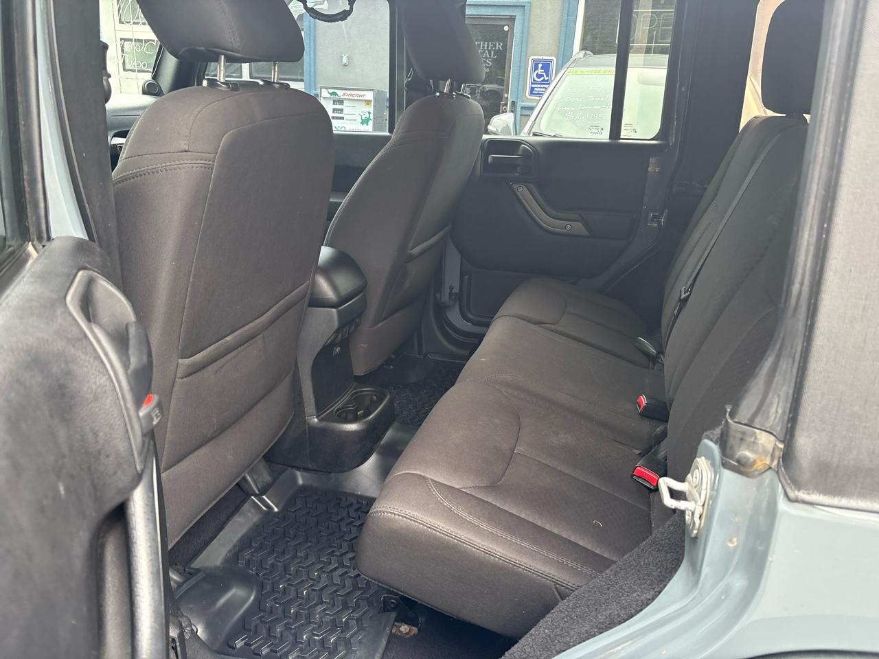 Jeep Wrangler Unlimited 4WD 4dr Sport 2014