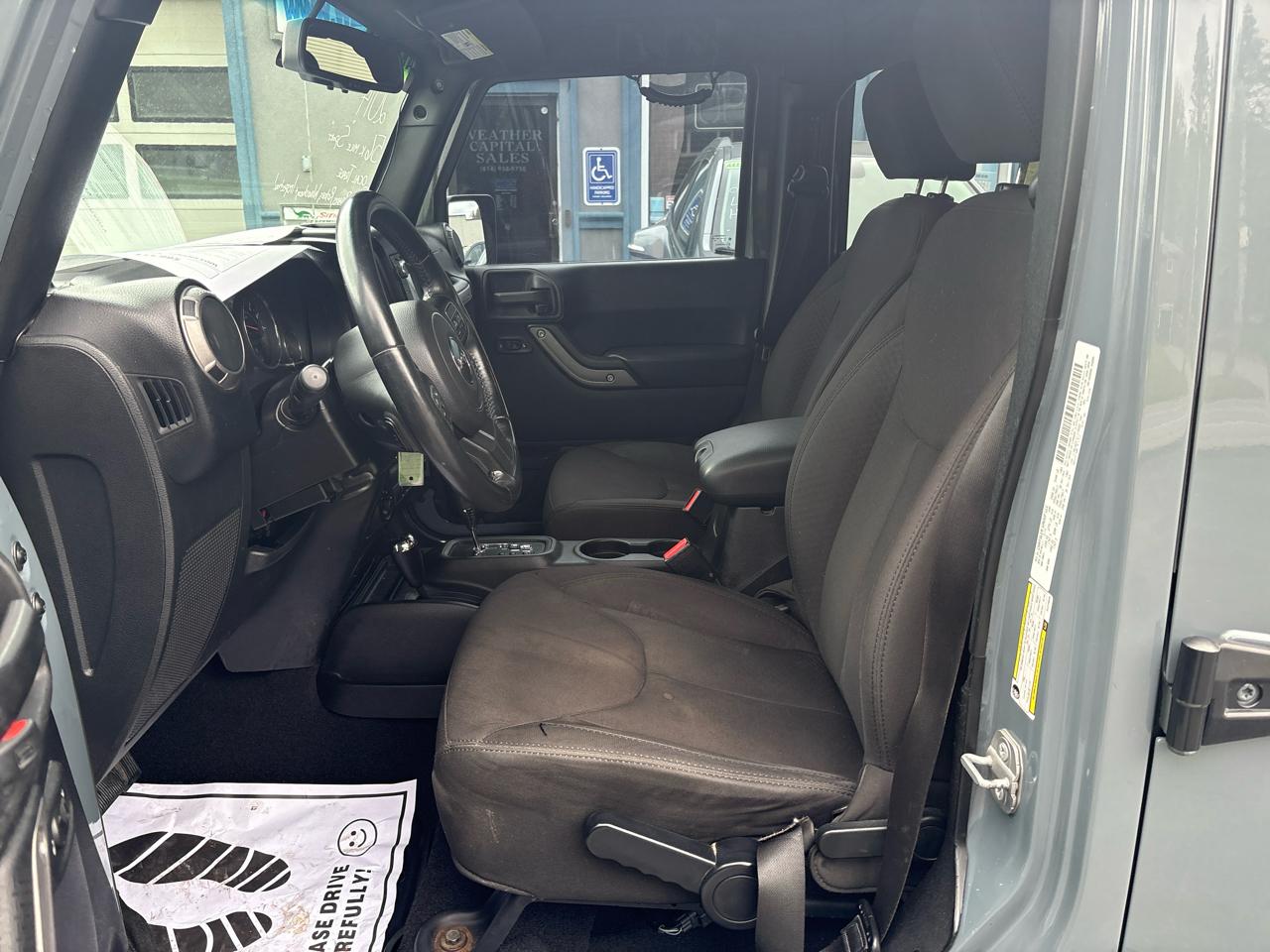 Jeep Wrangler Unlimited 4WD 4dr Sport 2014