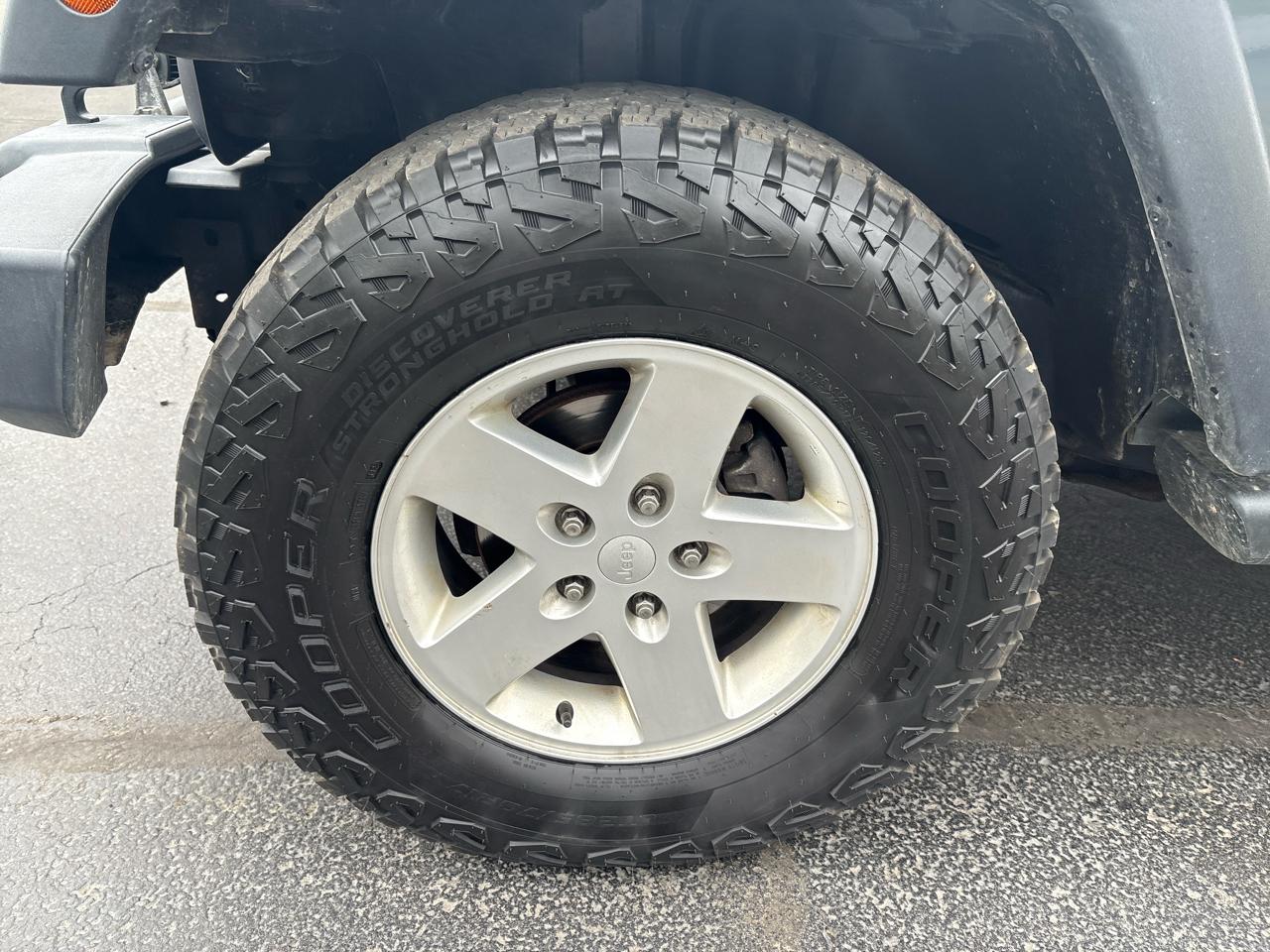 Jeep Wrangler Unlimited 4WD 4dr Sport 2014