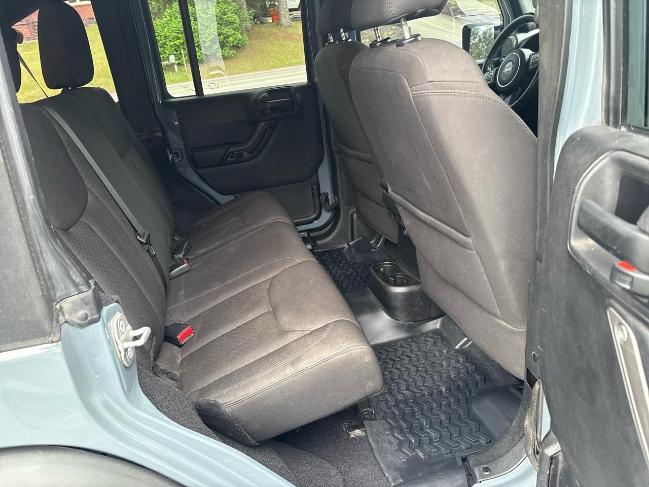 Jeep Wrangler Unlimited 4WD 4dr Sport 2014