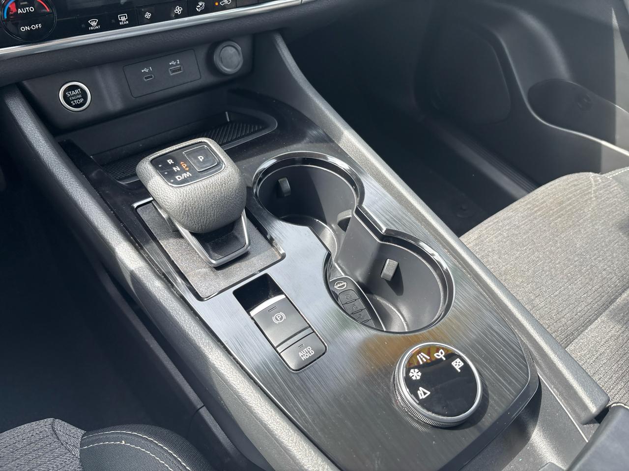 Nissan Rogue AWD SV 2023