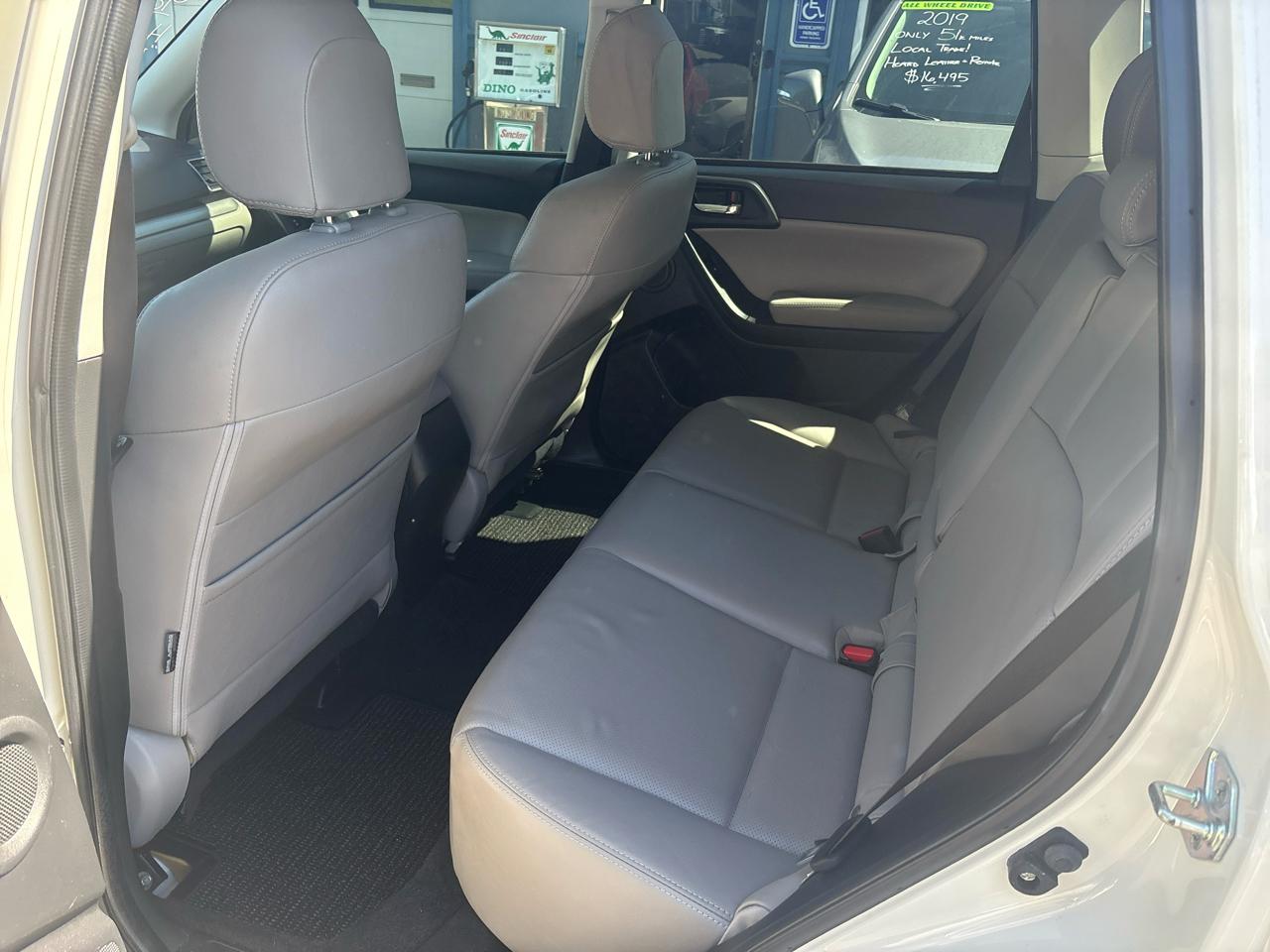 Subaru Forester 4dr CVT 2.5i Touring PZEV 2016