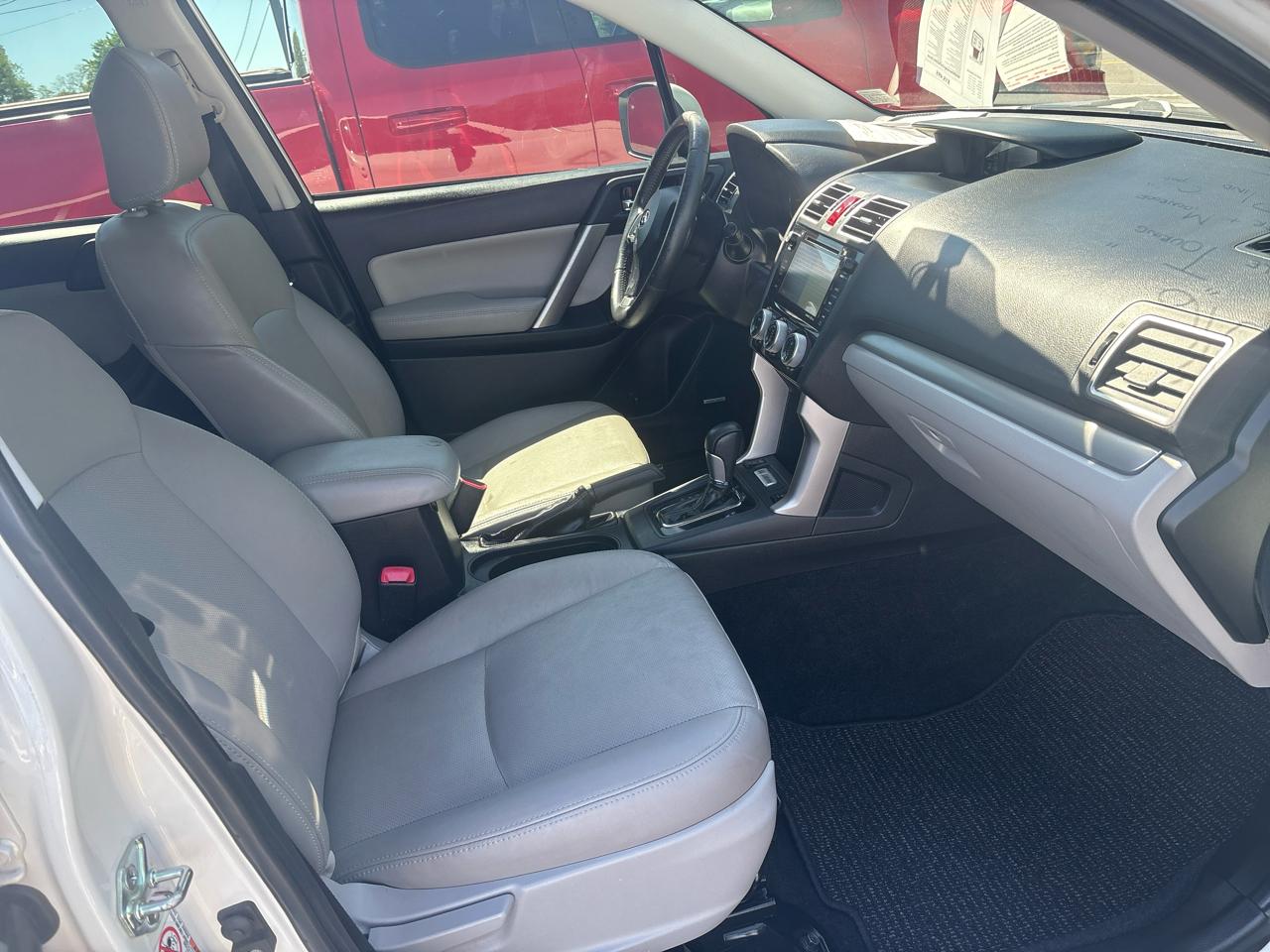 Subaru Forester 4dr CVT 2.5i Touring PZEV 2016
