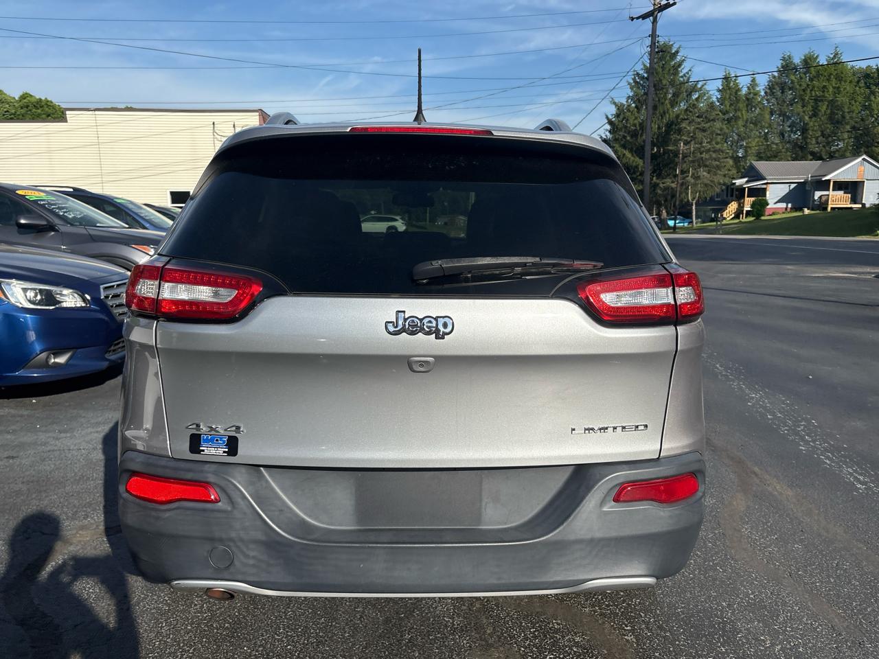 Jeep Cherokee 4WD 4dr Limited 2016